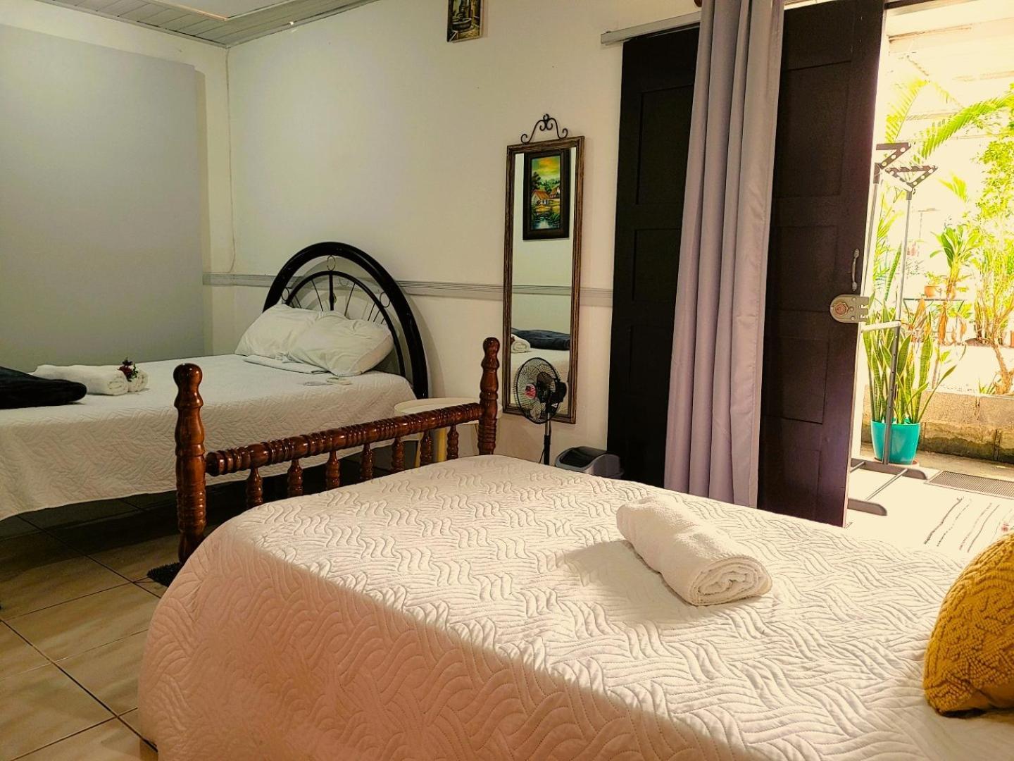 Tico Bed & Breakfast La Fortuna Exterior photo