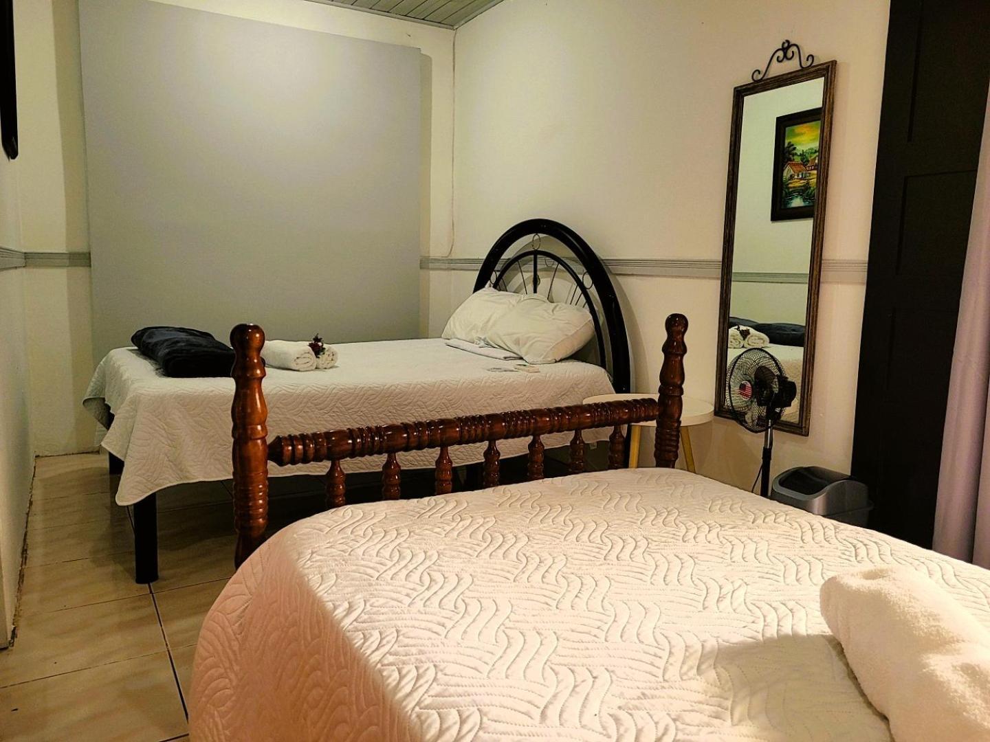 Tico Bed & Breakfast La Fortuna Exterior photo